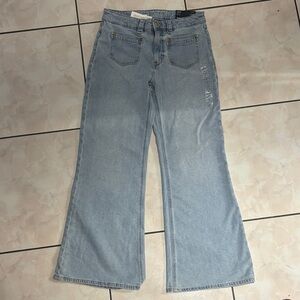 Light Wash flare Women’s Jeans